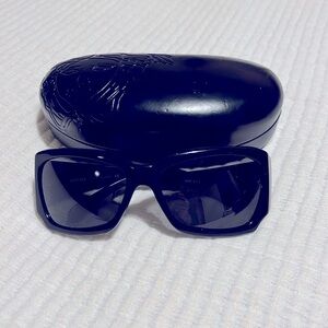 VERSACE Sunglasses w/ case